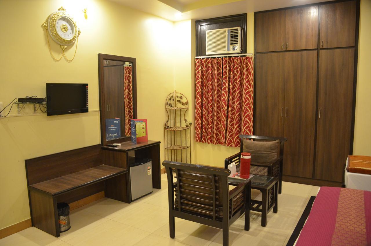 Hotel Jinendra Inn Jaipur Ngoại thất bức ảnh
