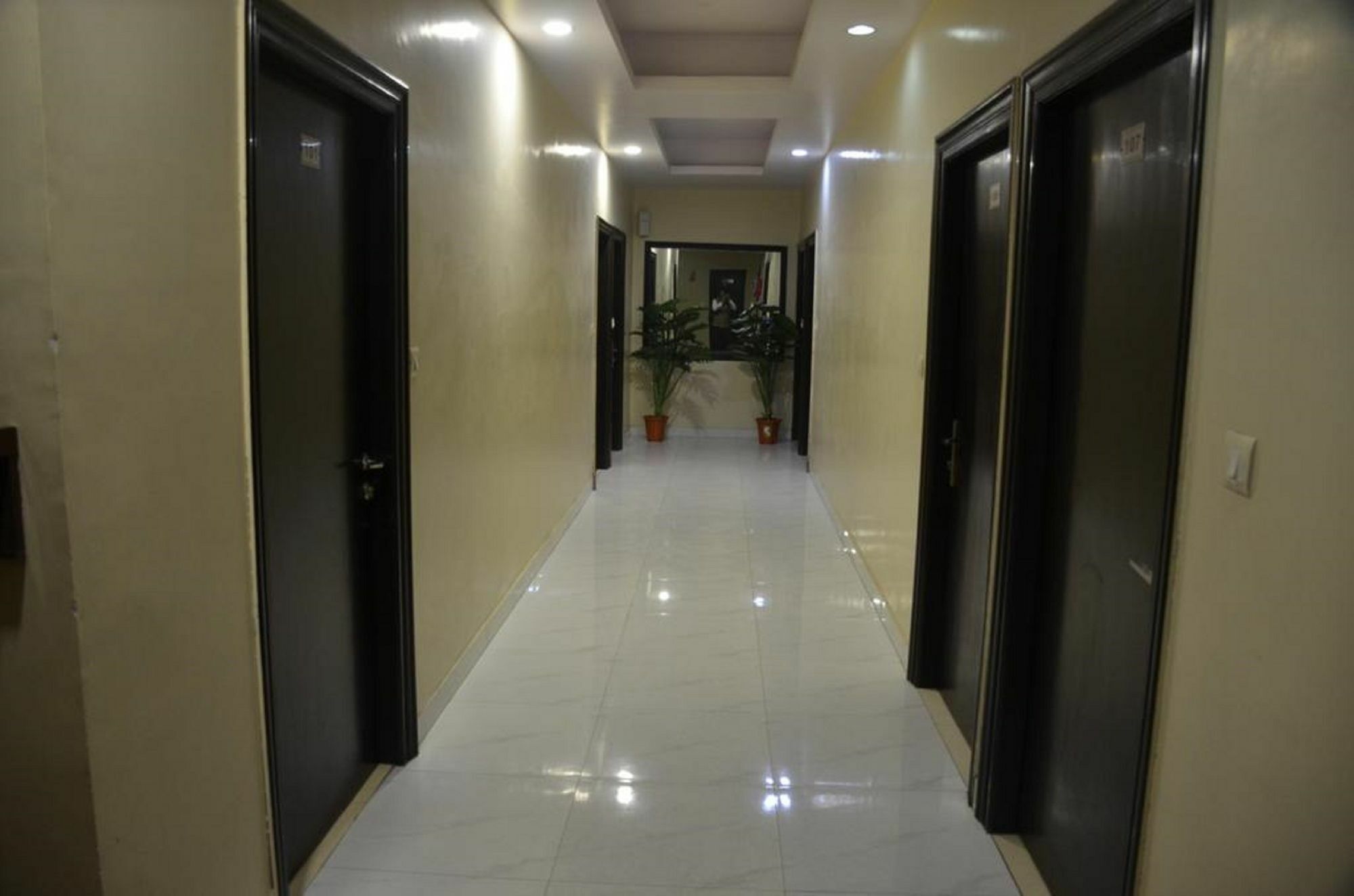 Hotel Jinendra Inn Jaipur Ngoại thất bức ảnh